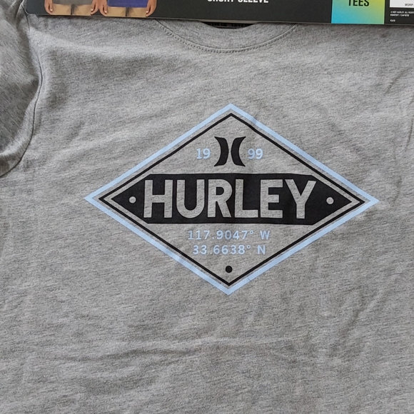 New Hurley boys shirts set of 2 size 14/16 - Picture 4 of 6